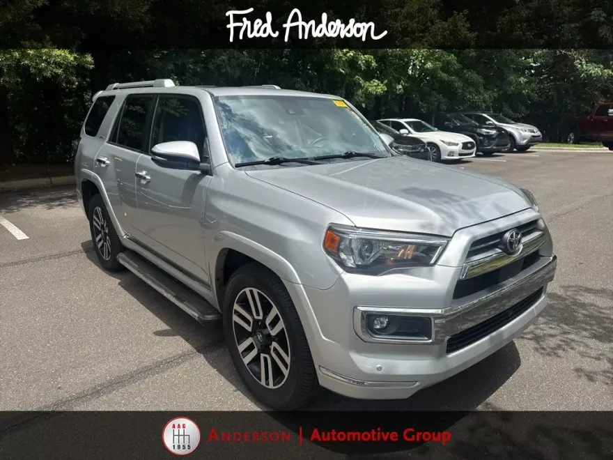 2022 Toyota 4Runner Limited photo 1
