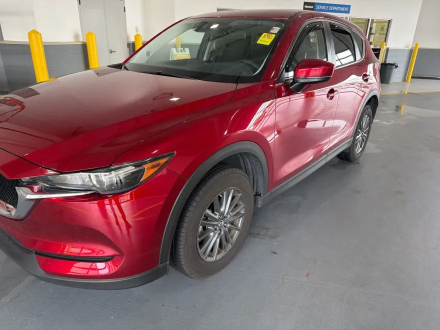 2019 Mazda CX-5 Touring photo 1