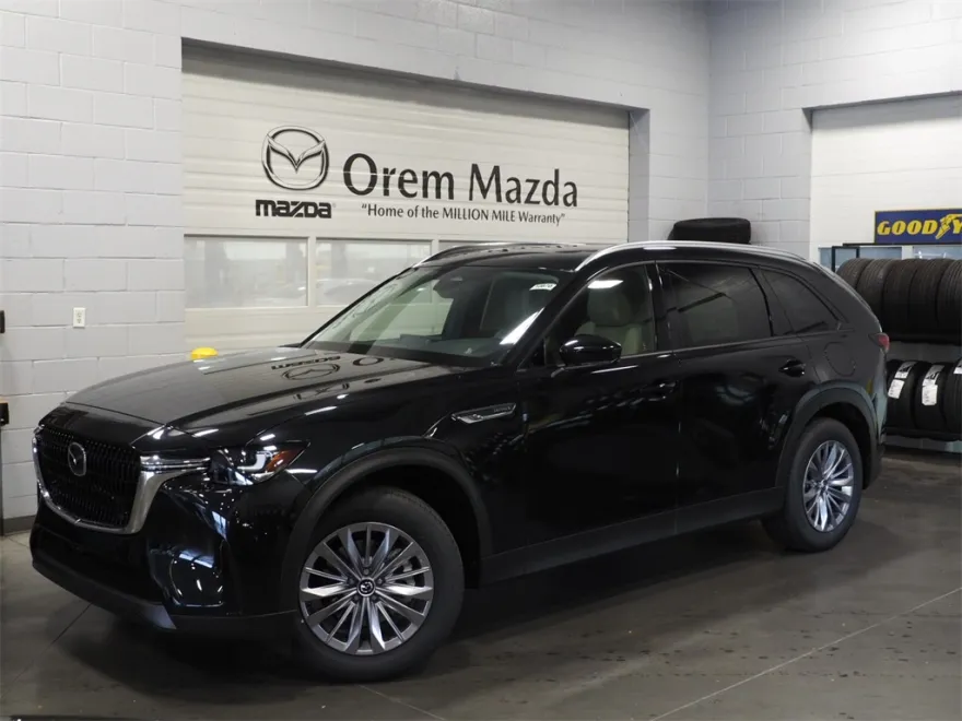 2025 Mazda CX-90 3.3 Turbo Preferred photo 1