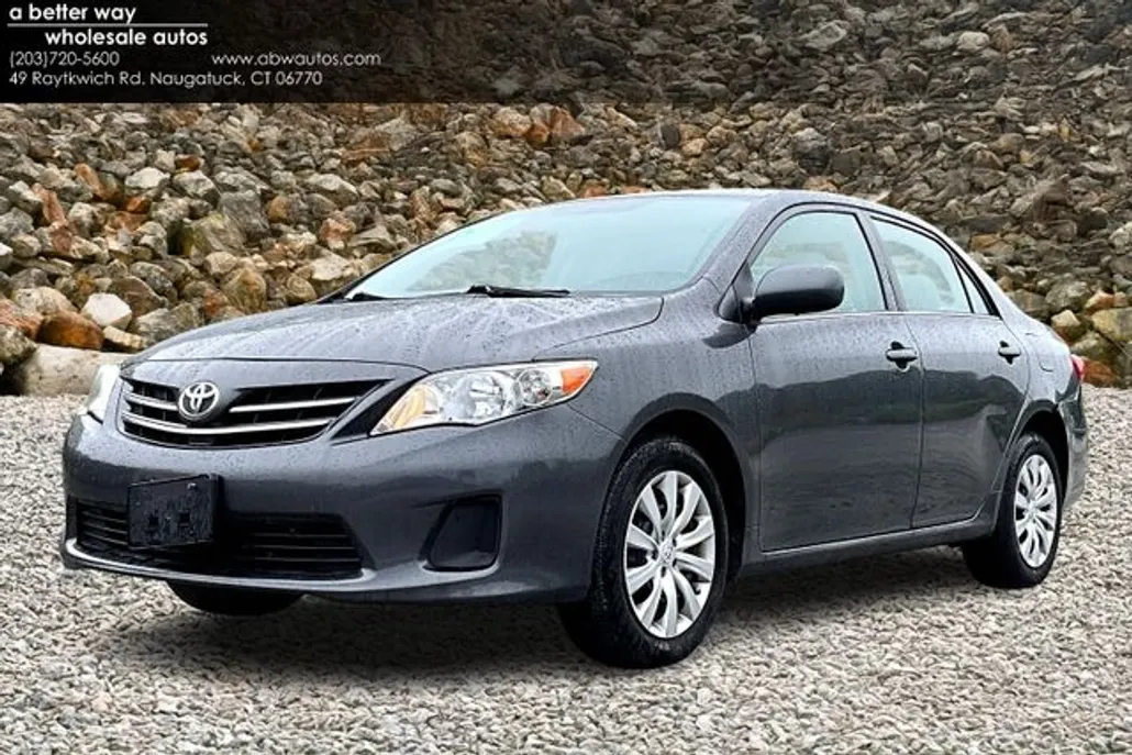 2013 Toyota Corolla L photo 1