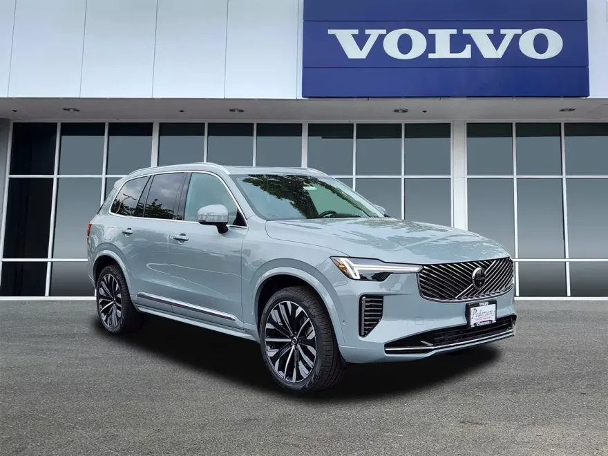 2026 Volvo XC90 Plus photo 1