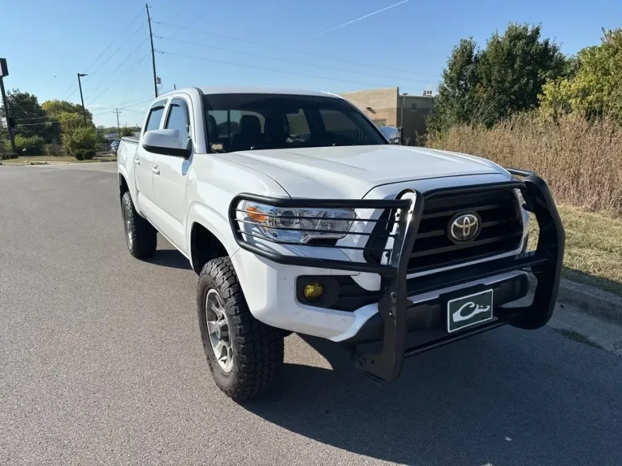 2020 Toyota Tacoma SR V6 photo 1