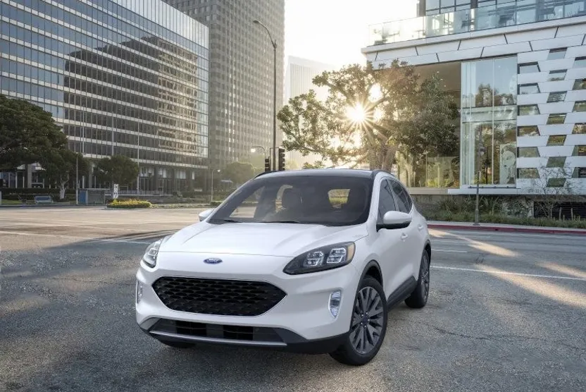 2022 Ford Escape Titanium photo 1