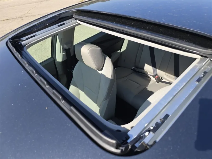 2025 Honda Accord SE photo 1