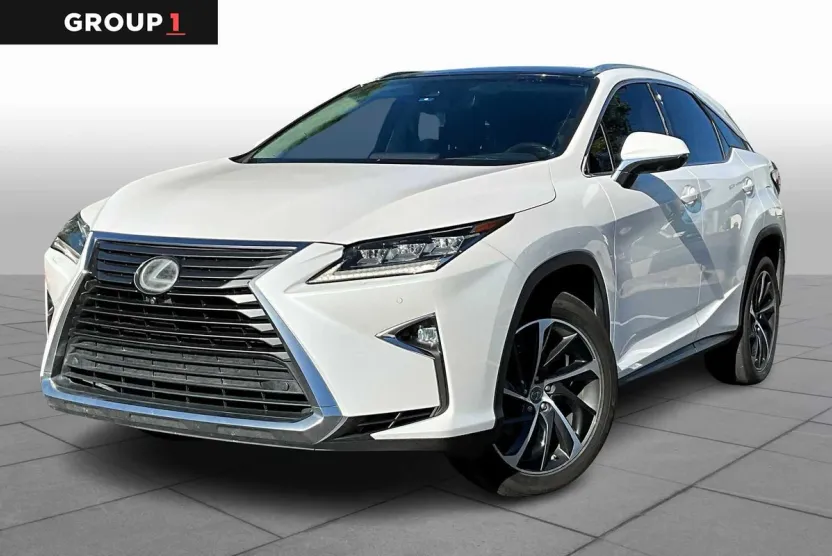 2017 Lexus RX photo 1