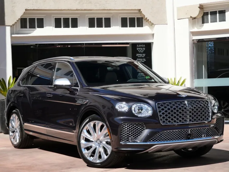 2025 Bentley Bentayga EWB Mulliner photo 1