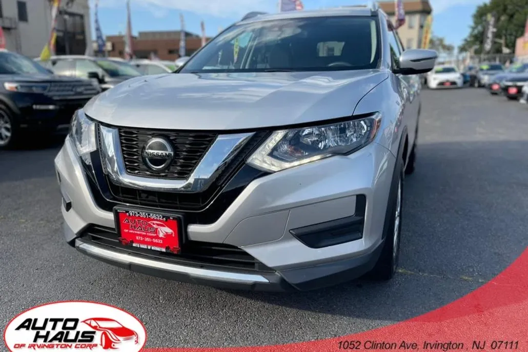 2019 Nissan Rogue SL photo 1