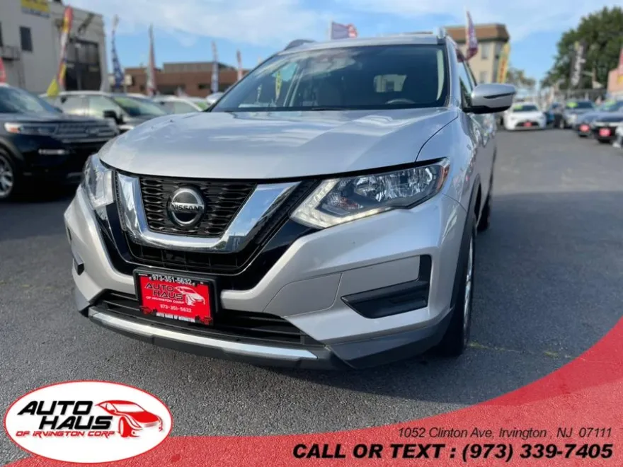 2019 Nissan Rogue SL photo 1