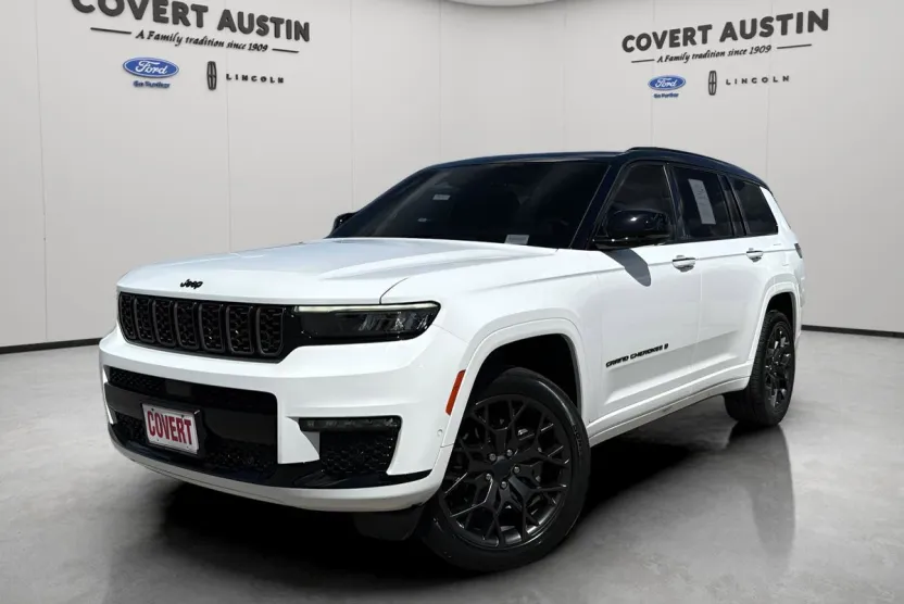 2023 Jeep Grand Cherokee L Summit photo 1