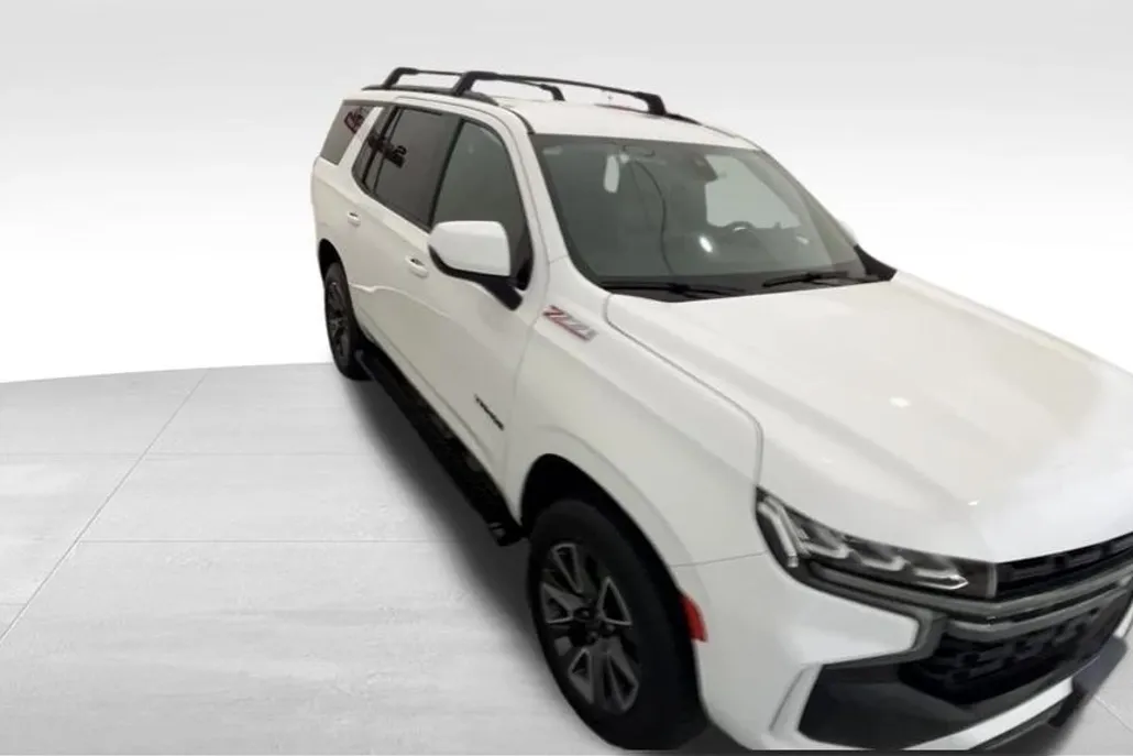 2021 Chevrolet Tahoe Z71 photo 1
