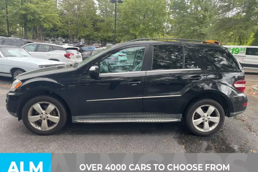 2010 Mercedes Benz ML 350 photo 1