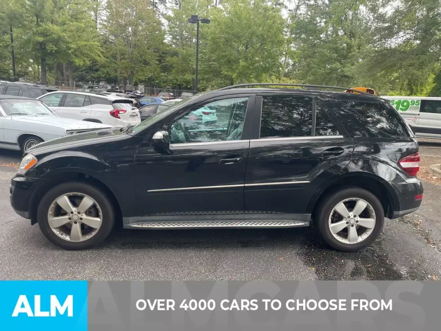 2010 Mercedes Benz ML 350 photo 1