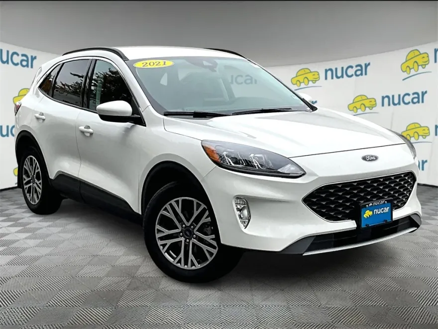 2021 Ford Escape SEL photo 1
