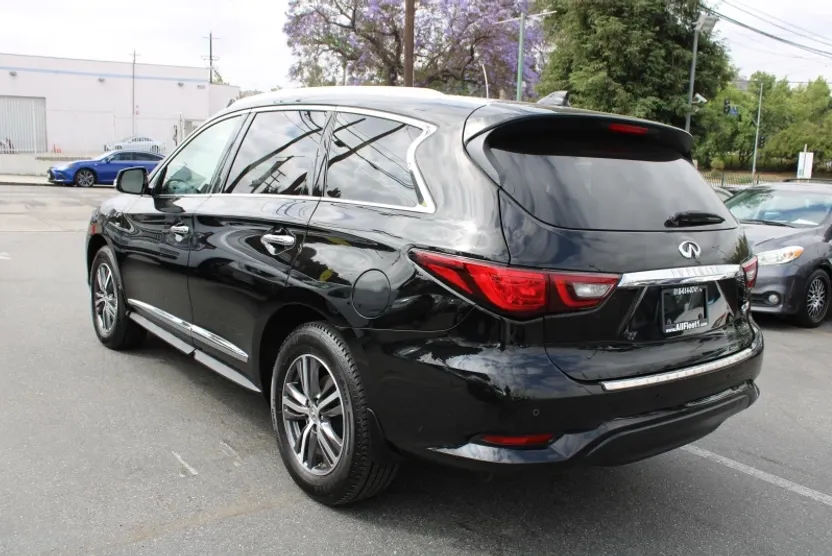 2019 Infiniti QX60 Luxe photo 1