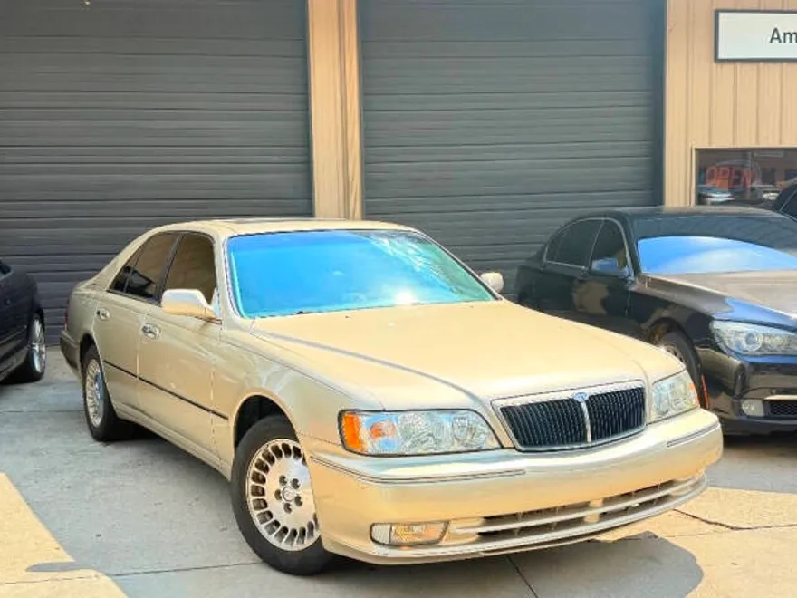 2000 Infiniti Q45 photo 1