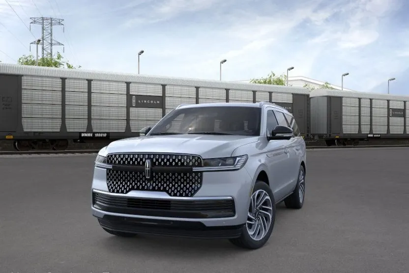 2025 Lincoln Navigator Reserve photo 1