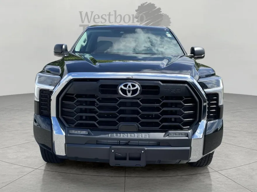 2024 Toyota Tundra SR5 photo 1