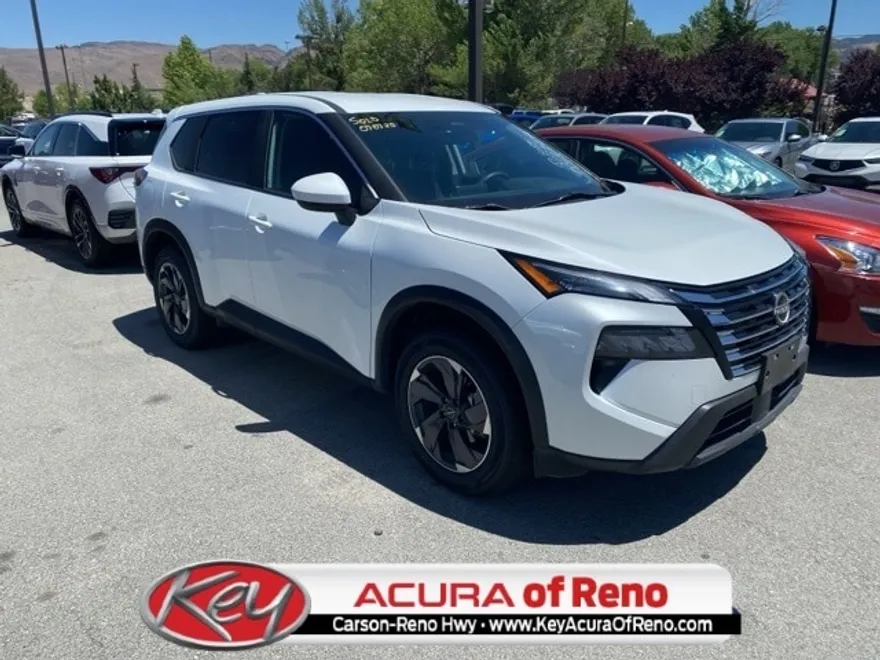 2024 Nissan Rogue SV photo 1