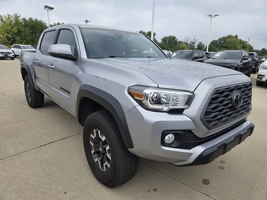 2020 Toyota Tacoma TRD Off-Road photo 1