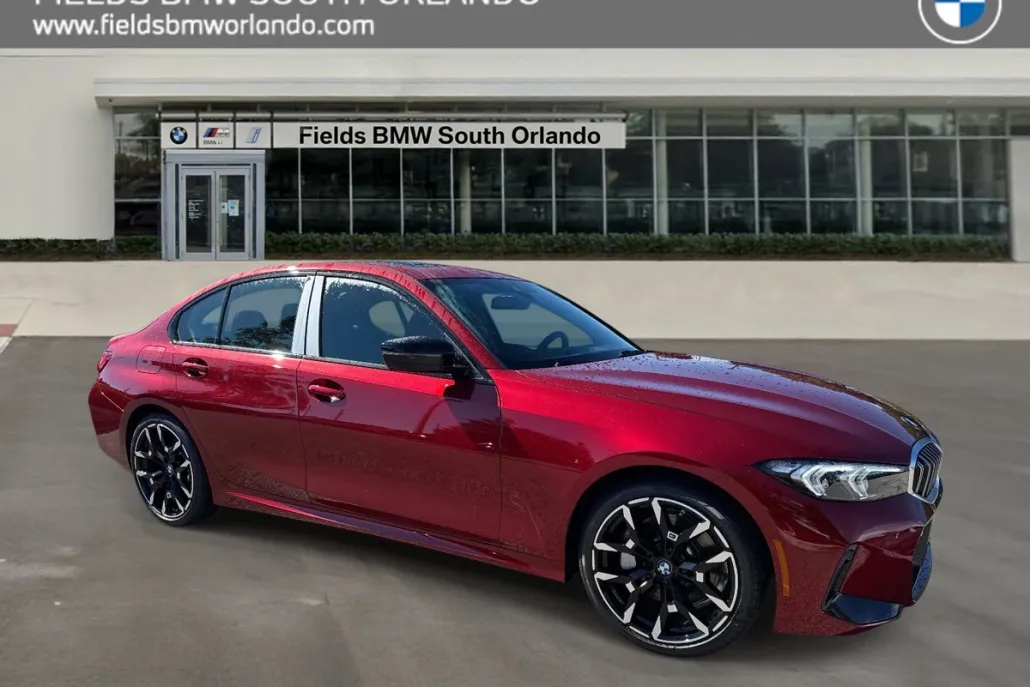 2025 Bmw 330i Sedan photo 1