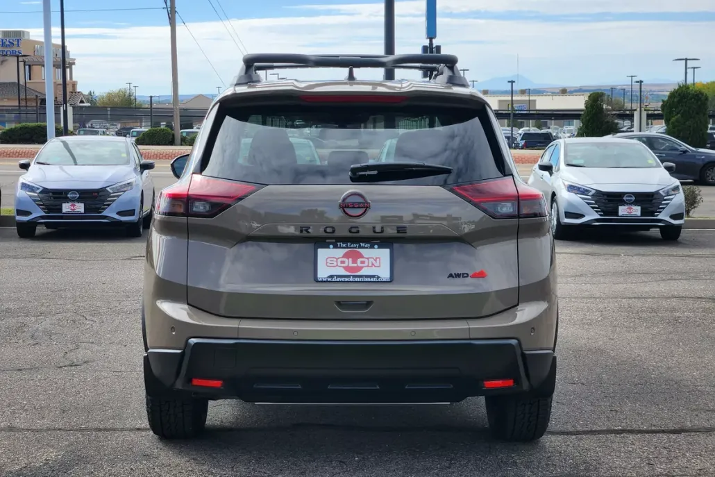 2026 Nissan Rogue SV photo 1