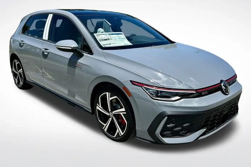 2025 Volkswagen Golf GTI SE photo 1