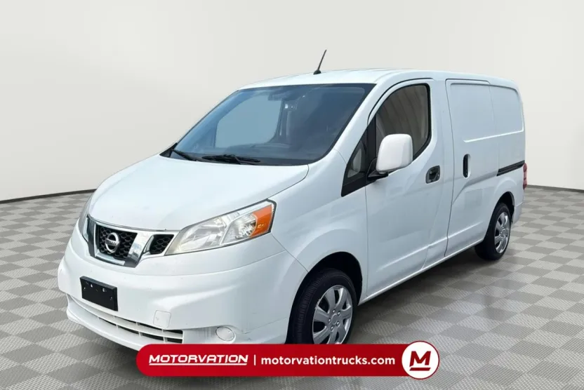2016 Nissan NV200 SV photo 1