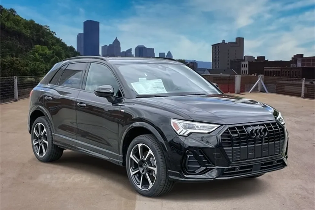 2025 Audi Q3 Premium Plus S line photo 1