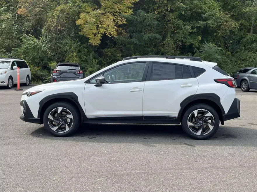 2025 Subaru Crosstrek Premium photo 1