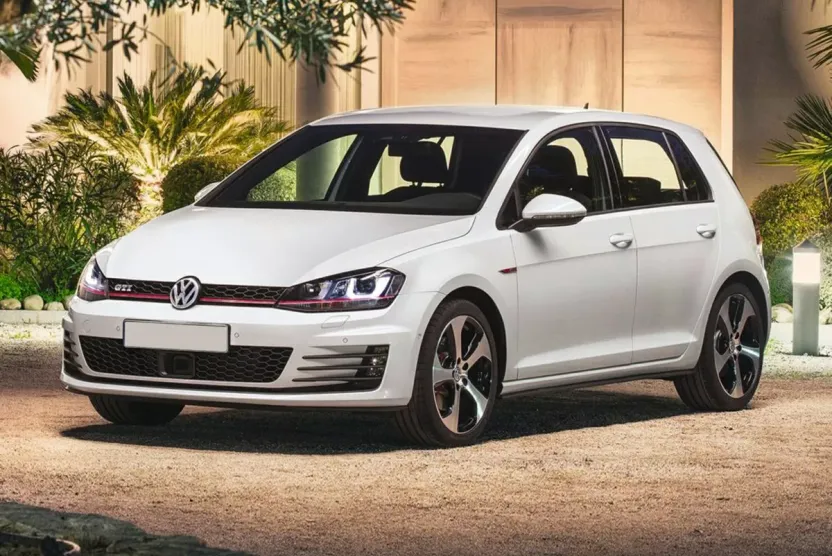 2017 Volkswagen Golf GTI SE photo 1