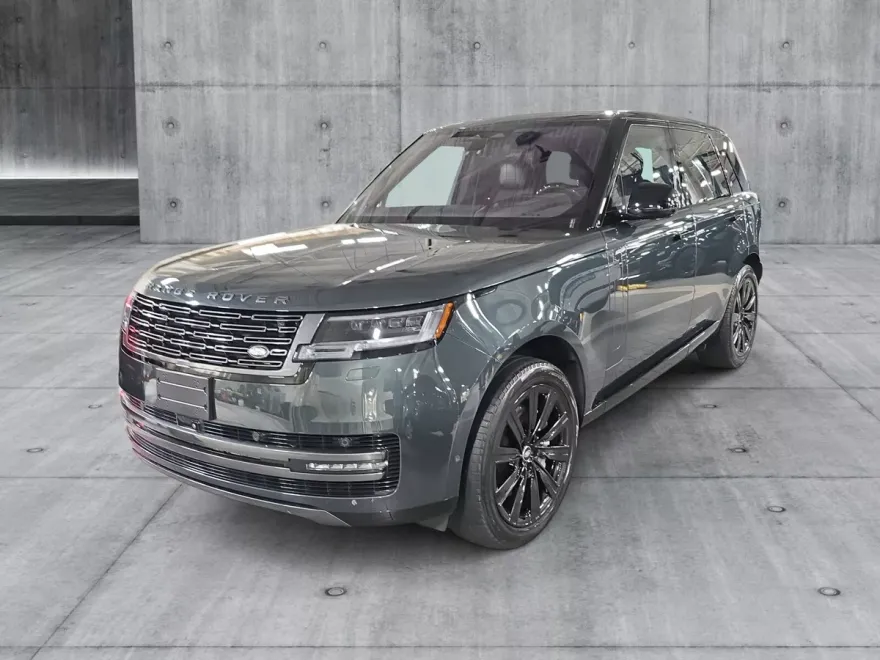 2023 Land Rover Range Rover SE photo 1