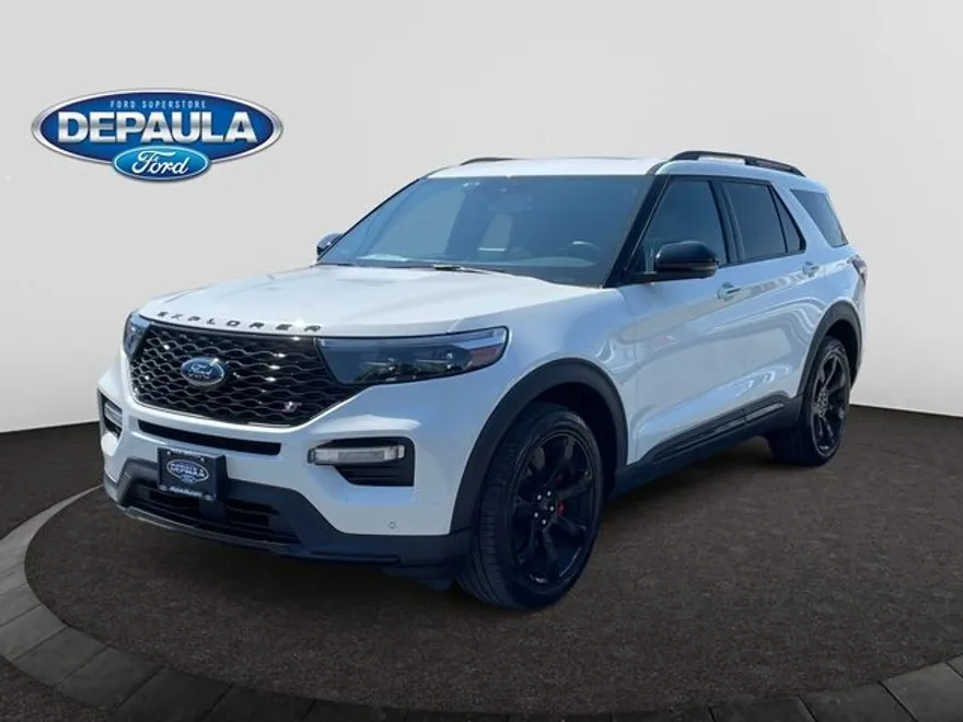 2023 Ford Explorer ST photo 1