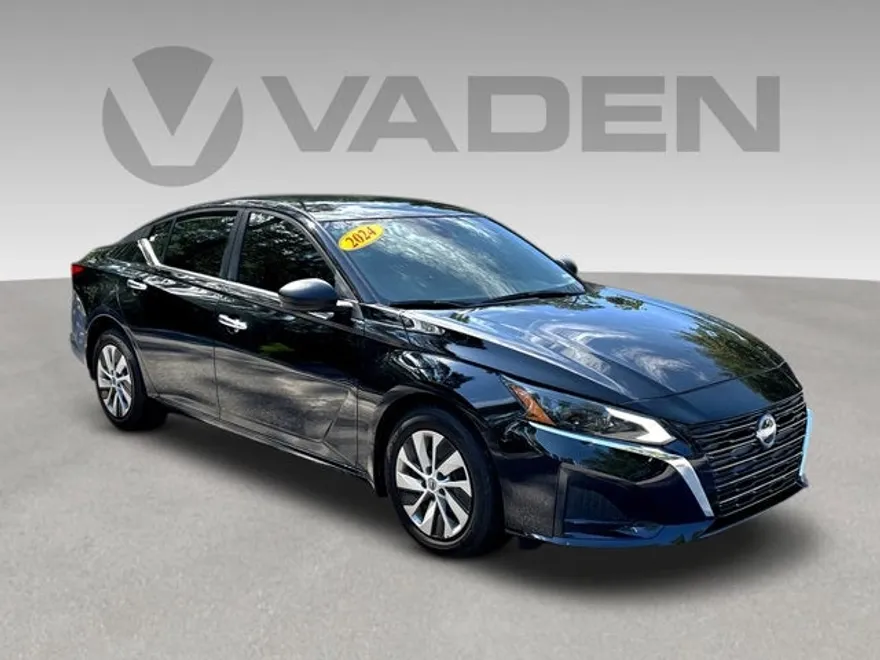 2024 Nissan Altima 2.5 S photo 1