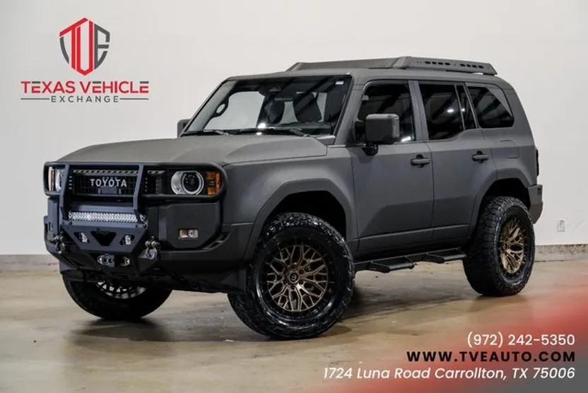 2025 Toyota Land Cruiser photo 1
