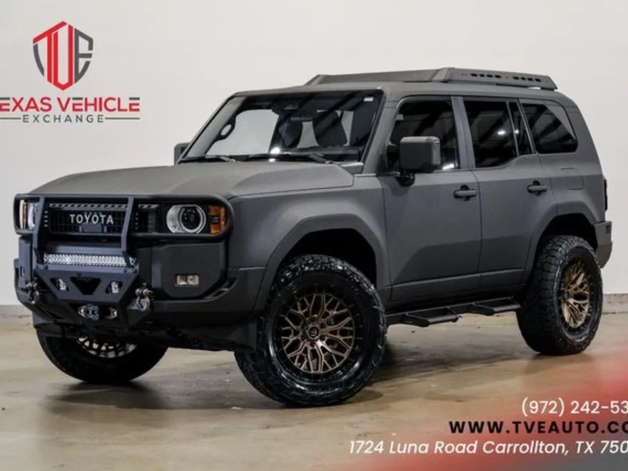 2025 Toyota Land Cruiser photo 1