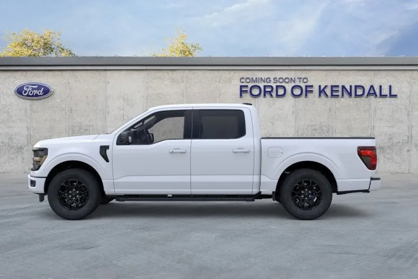 2025 Ford F-150 XLT photo 1