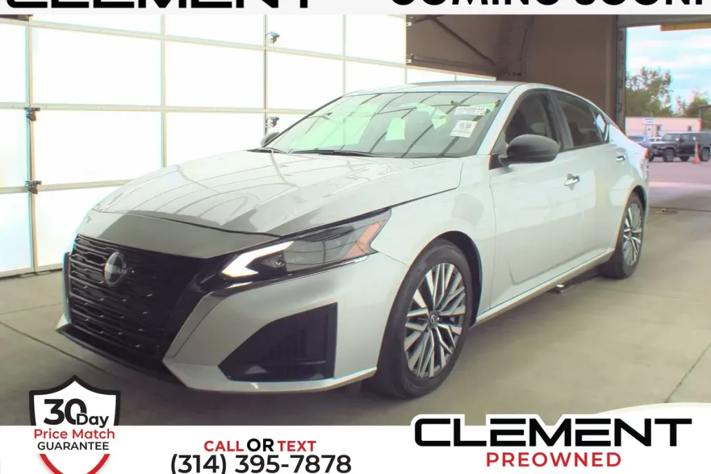 2024 Nissan Altima 2.5 SV photo 1