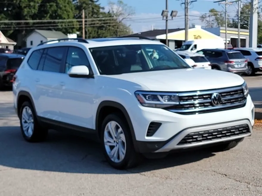2023 Volkswagen Atlas V6 SE Technology photo 1