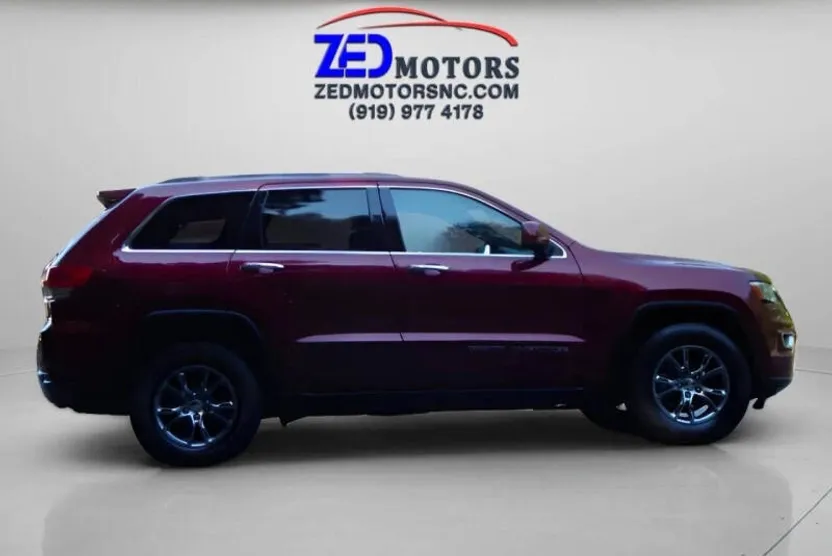 2018 Jeep Grand Cherokee Laredo photo 1