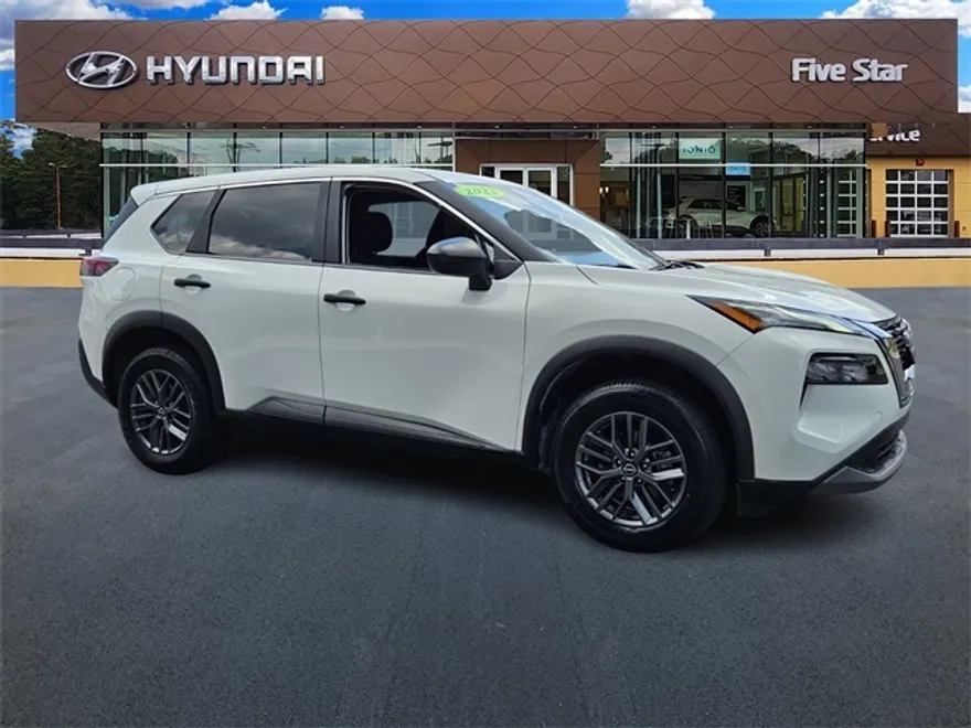 2023 Nissan Rogue S photo 1