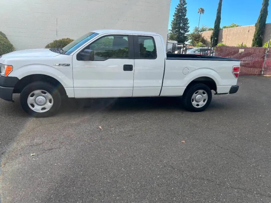 2009 Ford F-150 XL photo 1