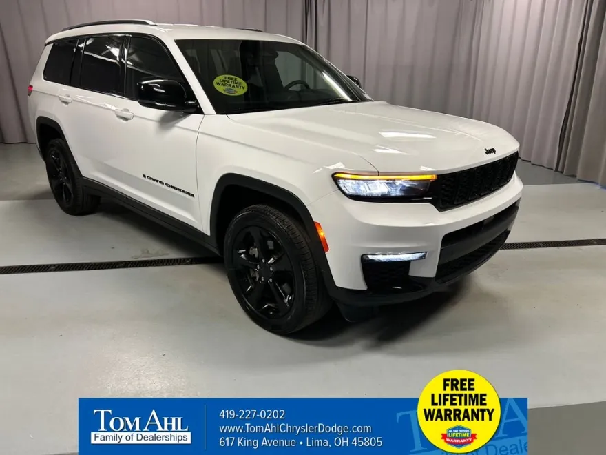 2024 Jeep Grand Cherokee Limited photo 1