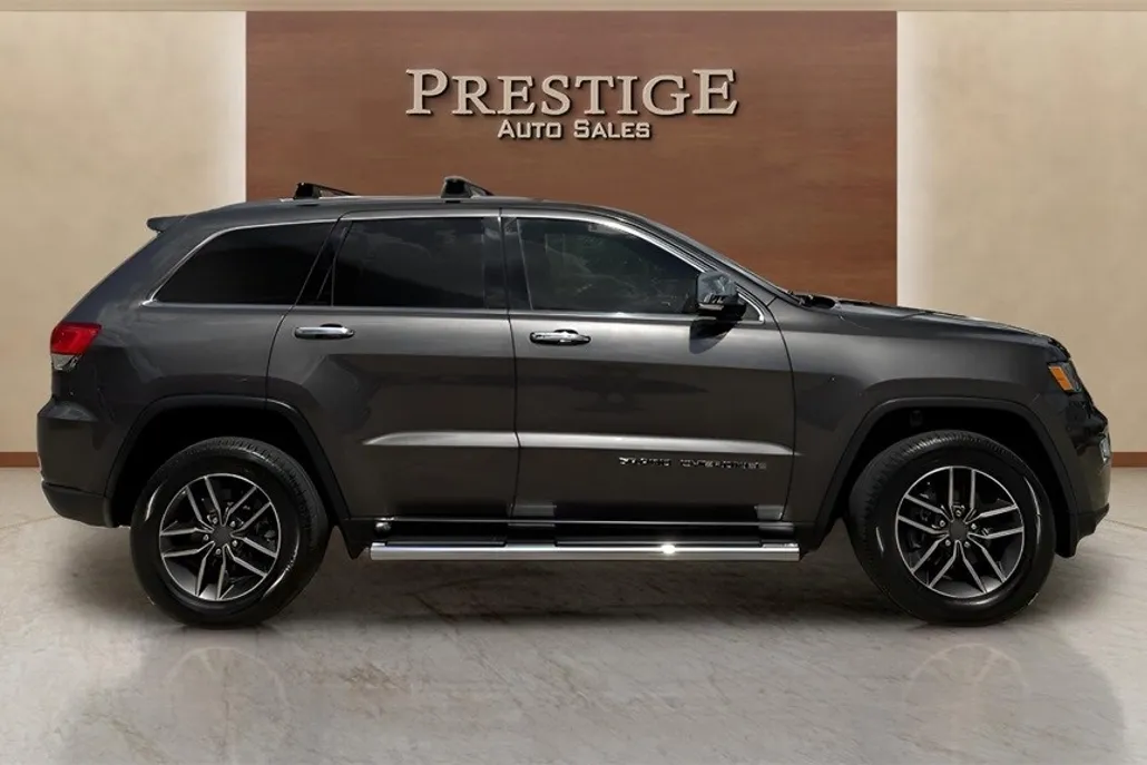 2019 Jeep Grand Cherokee Limited photo 1