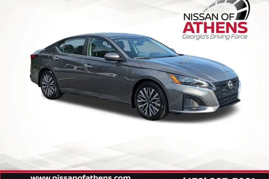 2025 Nissan Altima SV photo 1