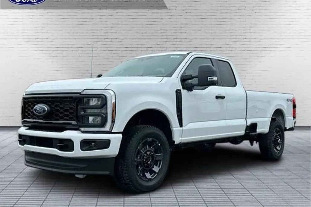 2025 Ford F-250 XL photo 1