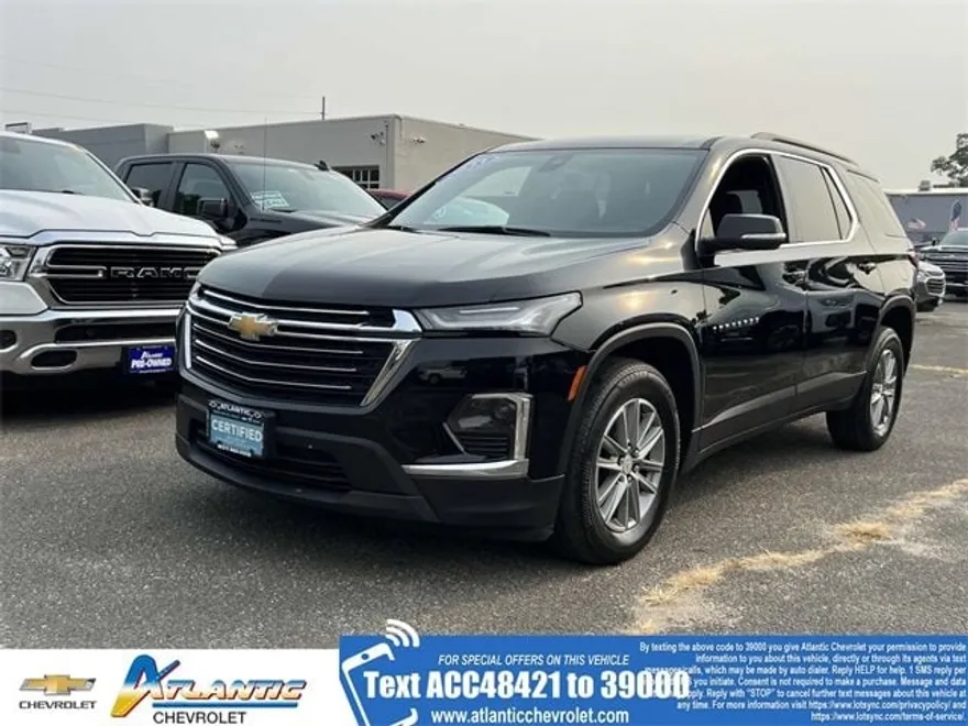 2023 Chevrolet Traverse Leather photo 1