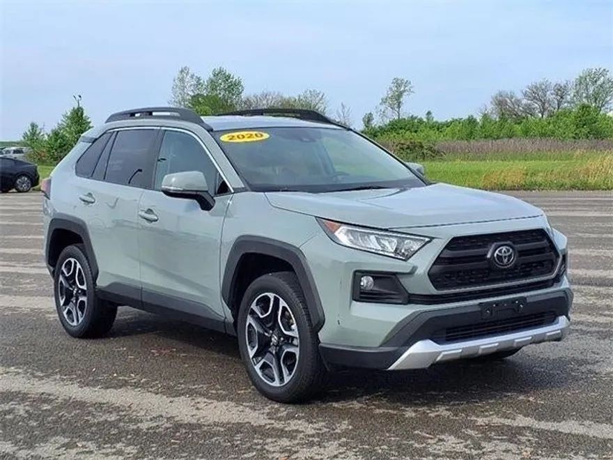 2020 Toyota RAV4 Adventure photo 1