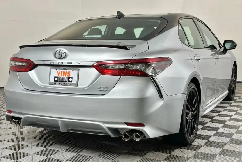 2023 Toyota Camry XSE photo 1