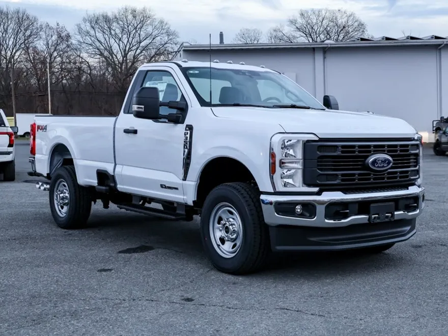 2024 Ford F-350 XL photo 1