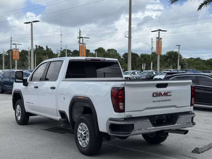 2024 Gmc Sierra 2500 HD Pro photo 1
